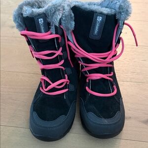 Columbia Black and Pink Fur-Lined Snow Boots